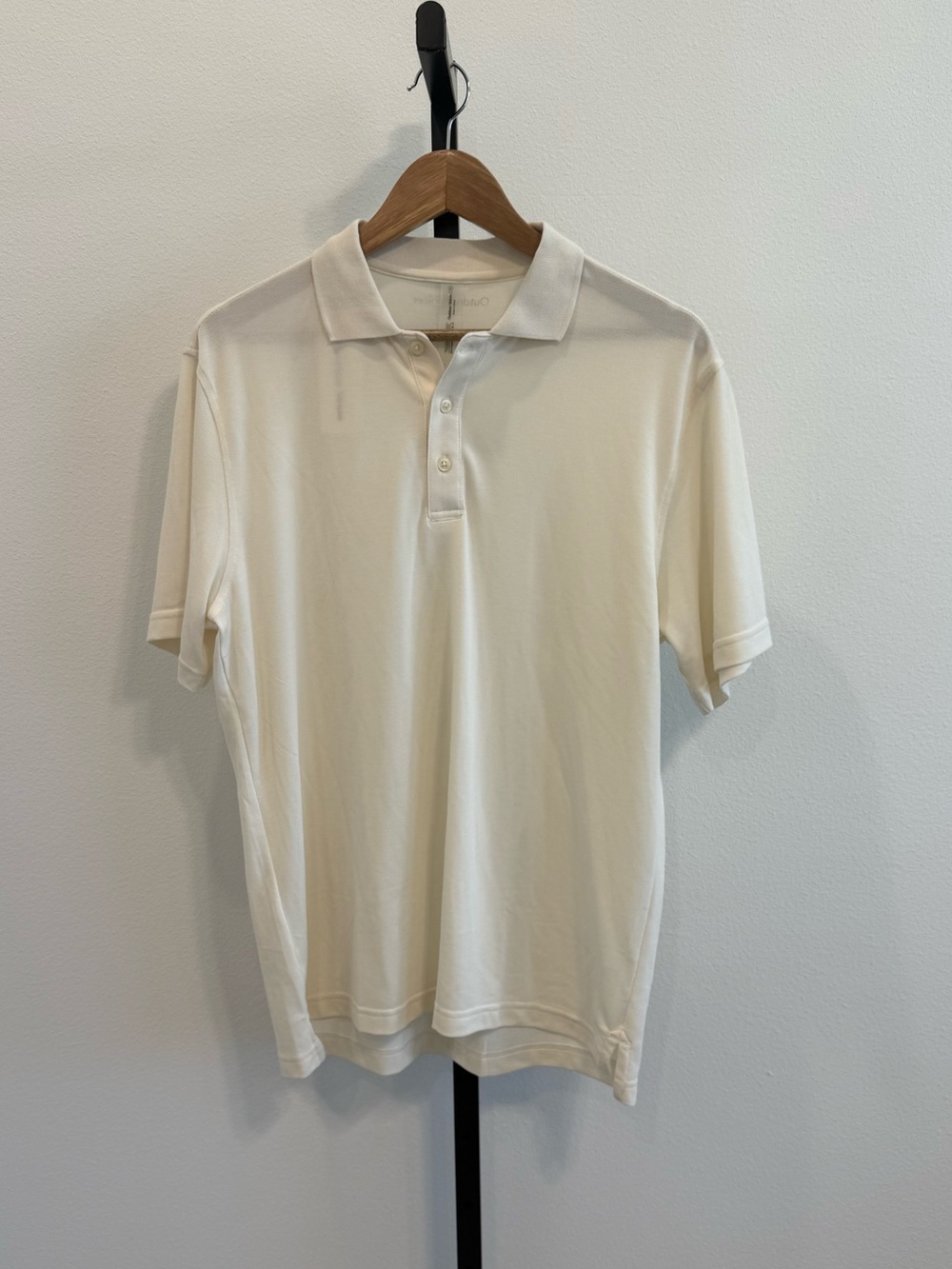 NWT Outdoor Voices Men's Birdie Polo in Milk Stone Preppy Business Casual Medium